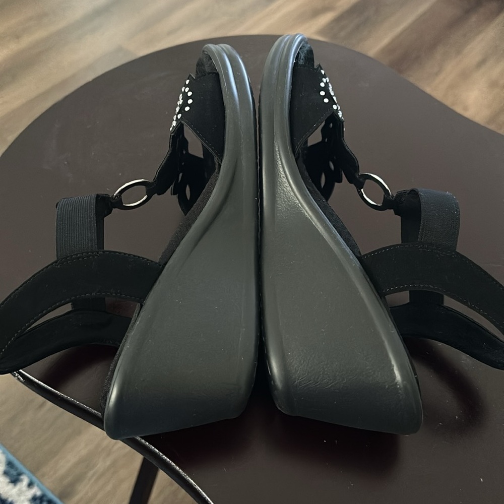 Skechers Cali Rumblers Queen B Wedge Sanda. Size 9. New with out box. - Picture 9 of 11